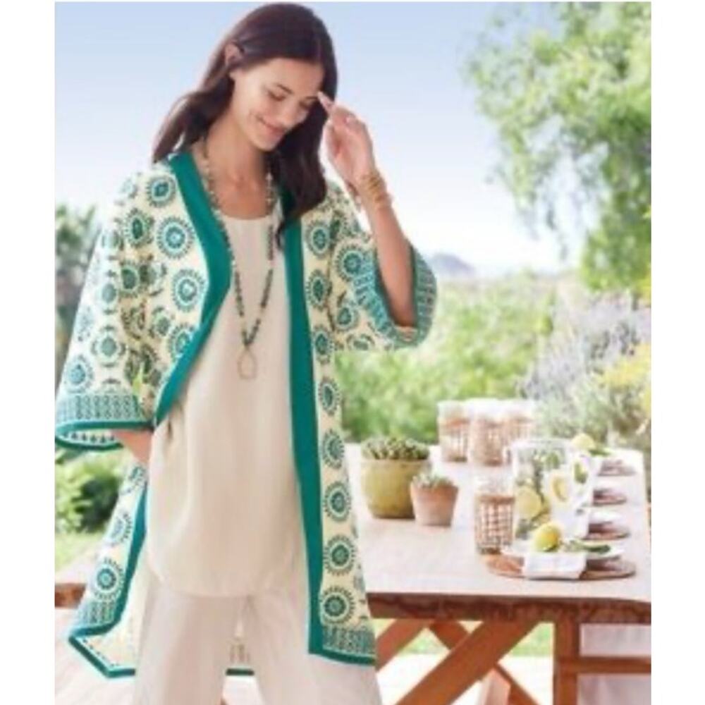 Soft Surroundings Cream and Teal Medallion Open-Front Cape